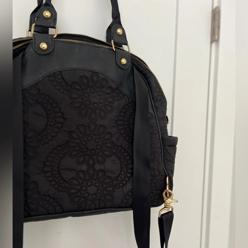 Petunia Pickle Bottom 'Embossed Sashay' Diaper Bag - Picture 9 of 14